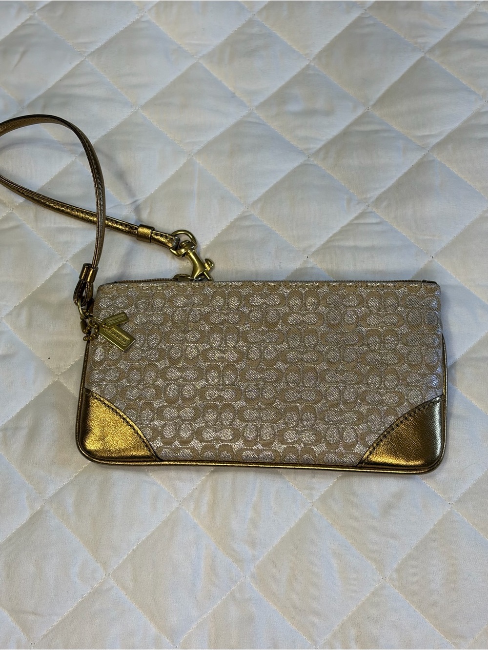 NWT Y2K Coach Mini Signature Optic Lurex Wristlet